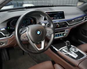 BMW 7 SERIES