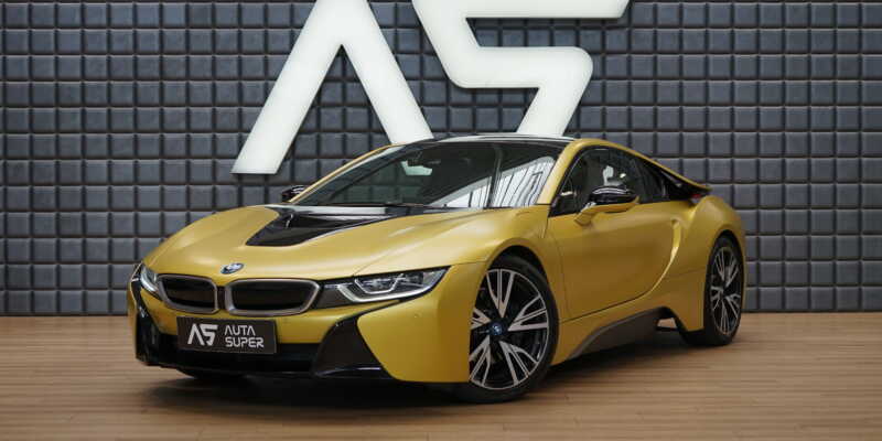 BMW i8