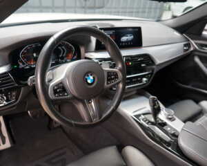 BMW 5 SERIES