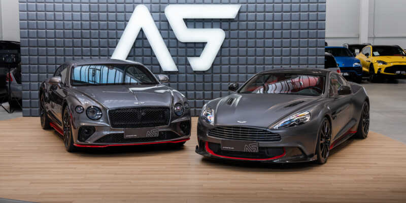 Luxusní GT 2x jinak – Bentley Continental GT a Aston Martin Vanquish S